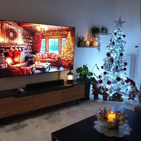 Ηome&Garden with parking close to Olympic Stadium-2